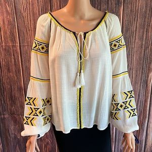 Ark & Co size small white yellow & navy blue boho pattern flowy summer blouse
